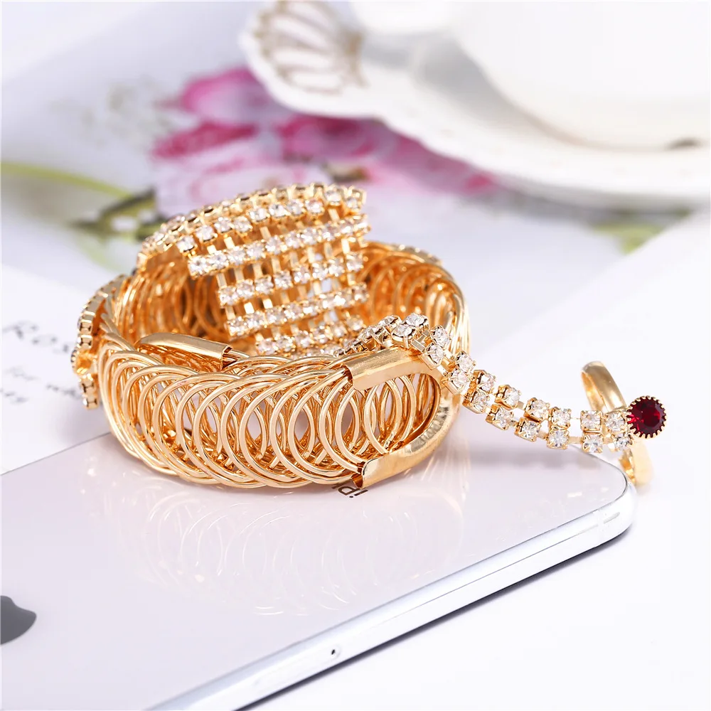Luxury Women display picture 1
