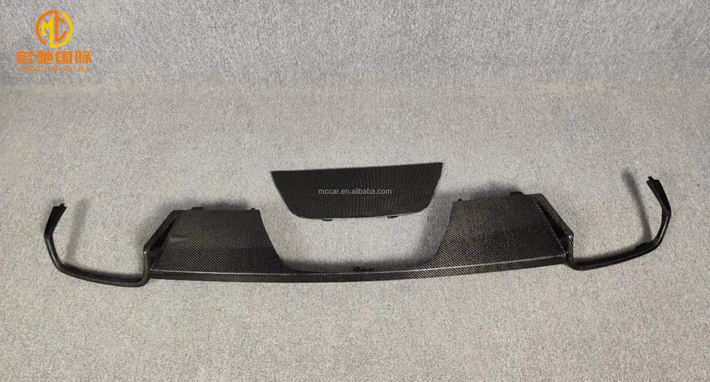 W164 AMG Diffuser for Mercedes Benz ML63 Carbon Fiber Rear Diffuser