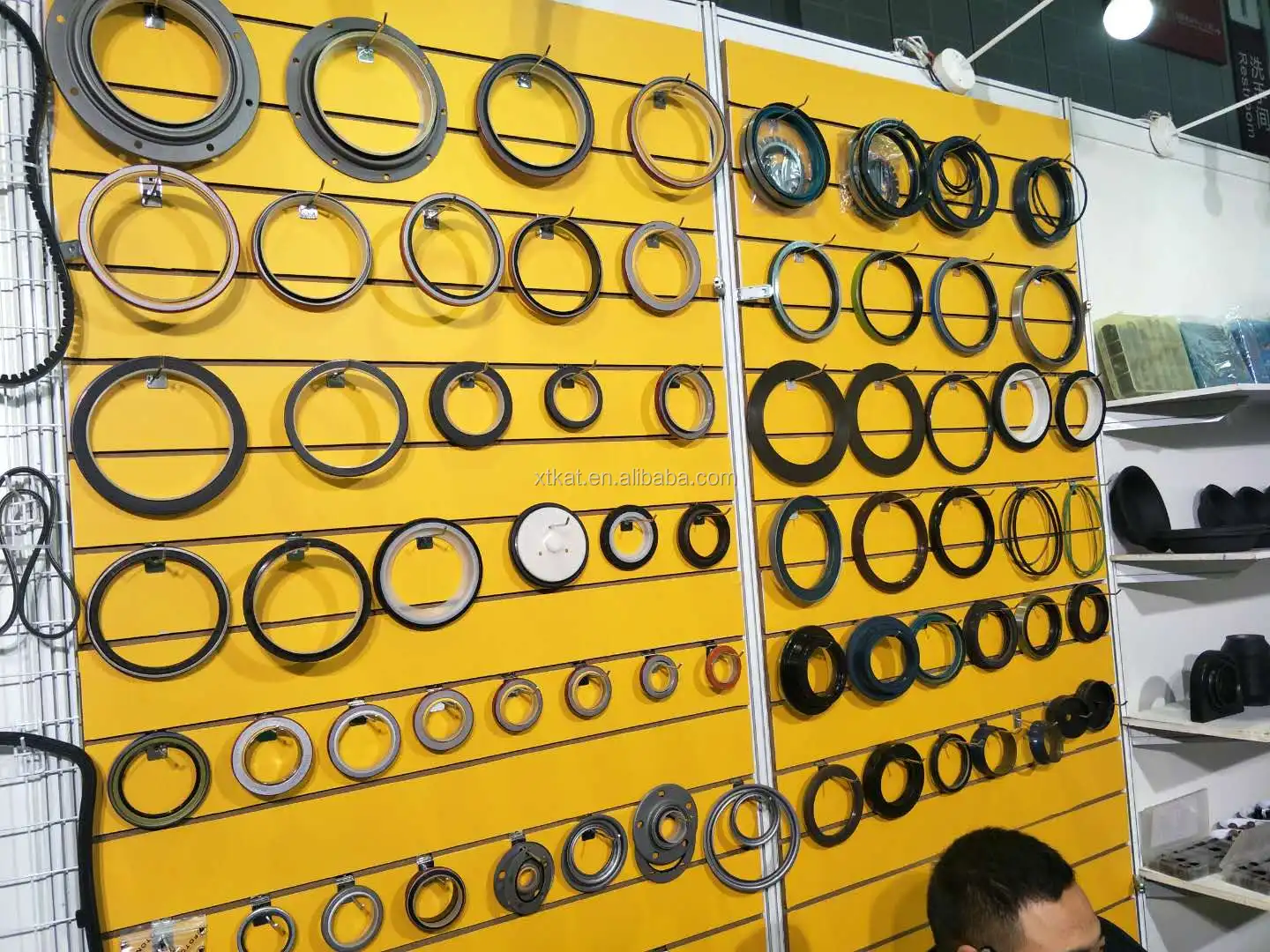 専用JE194鑑付★SALE特価 Honda 062295J4000 Auto Trans Output Shaft Seal for sale