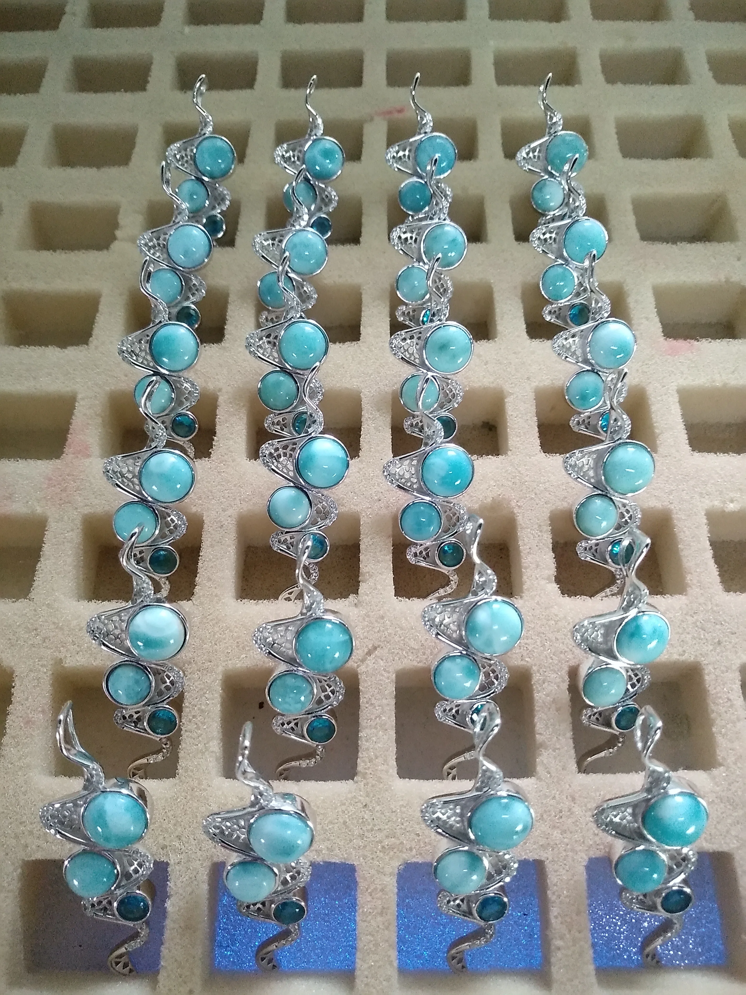 Nakliye hızlı gümüş Gam 925S Vintage Larimar Larimar mavi çılgın