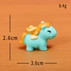 Cavallo con lingotto d'oro blu