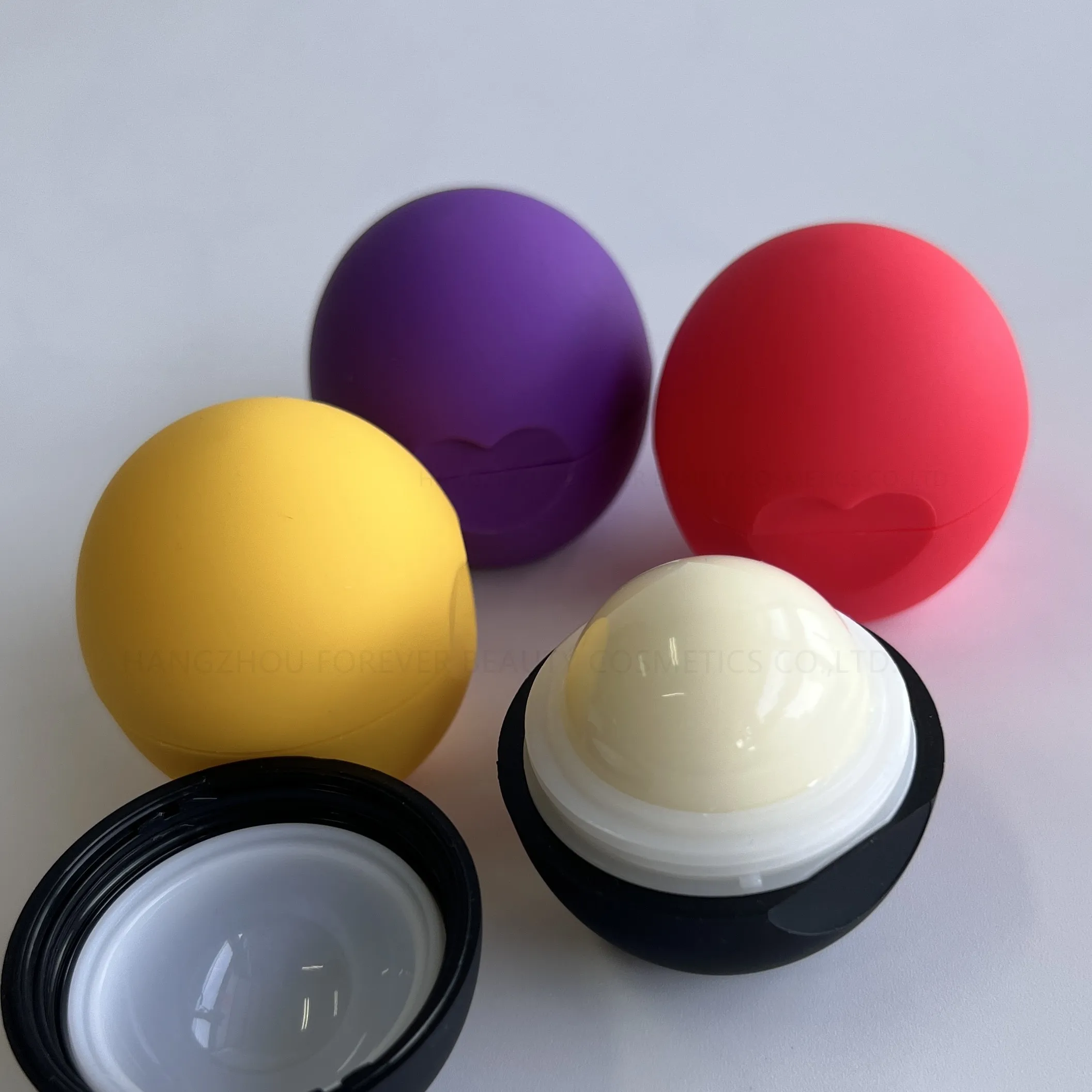 Private Label Custom Container SPF 30 Hydrating Moisturizing White Candy Flavor Lip Balm Ball