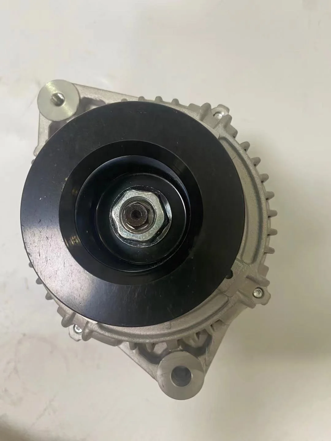 ランドクルーザーKZJ9用オルタネーター12V120A # OEM 27060-67110