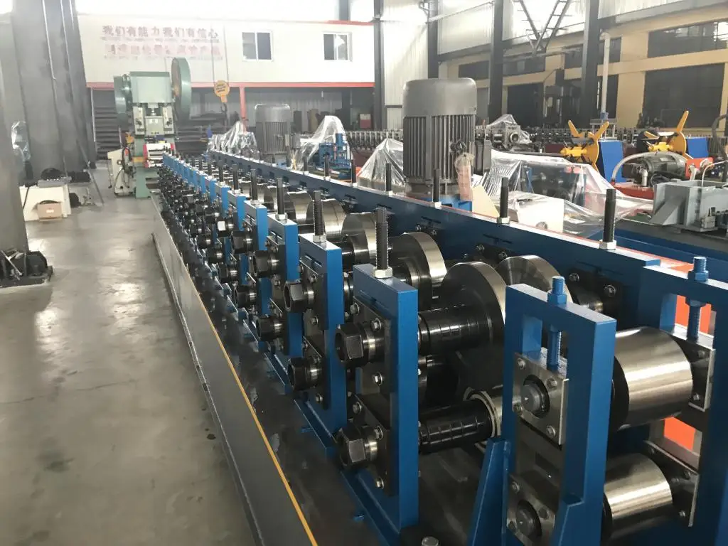 storage rack machine.jpg