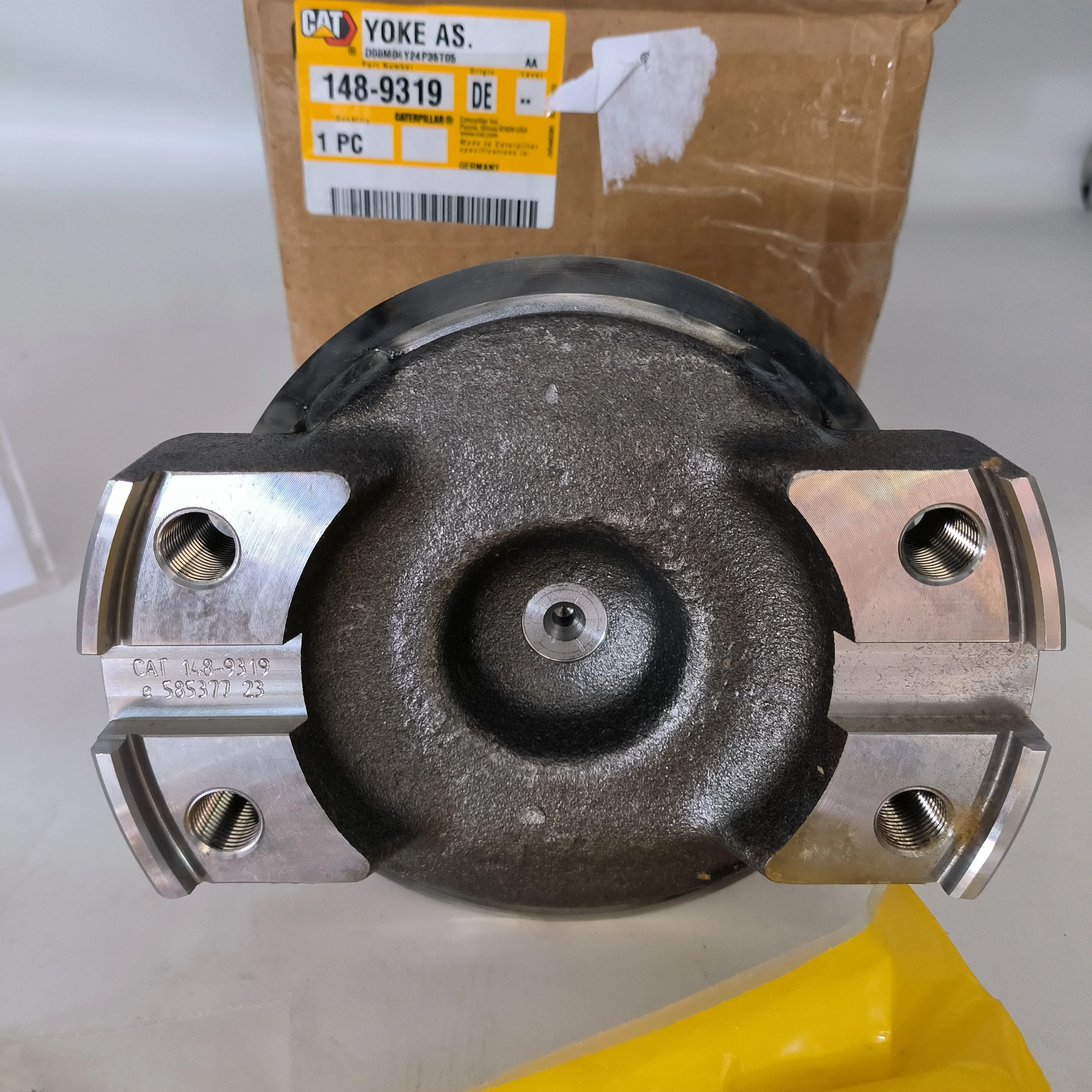 eRiNGo　0331 Original YOKE AS Lip Seal 148-9319 1489319 380-9735 193-2200