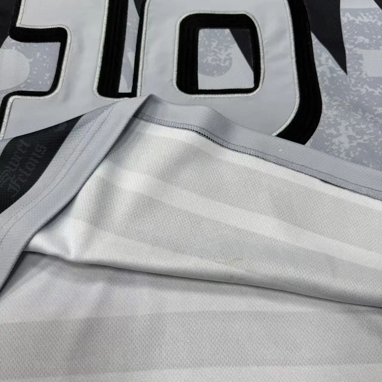 Salati Custom Oversized Boxy Football T Shirt Wholesale Vintage Cropped Men T-shirt Print Number Retro Jersey gallery 3