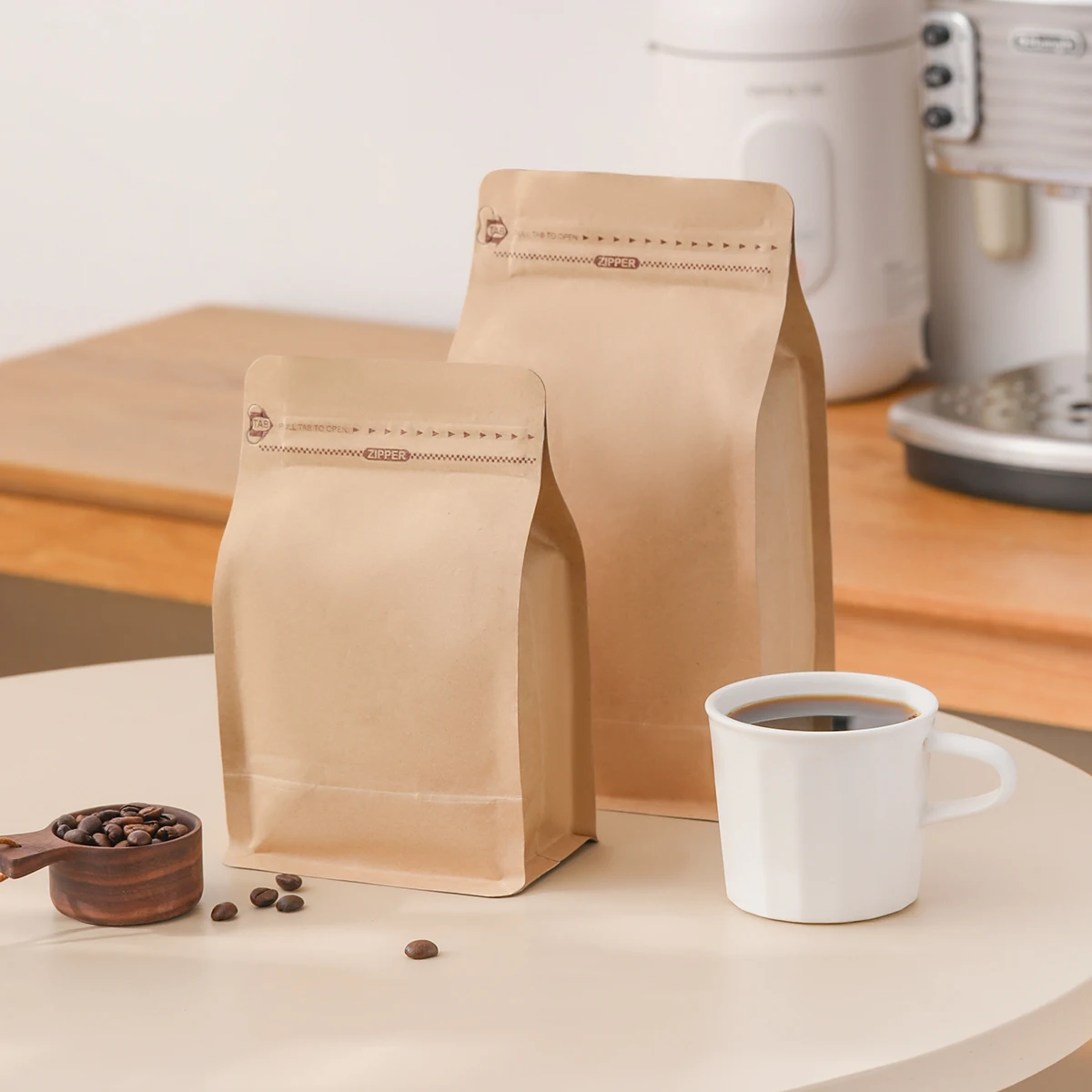 Printed Kraft Paper Packaging Bags Flat Bottom Coffee Pouches With Degassing Valve