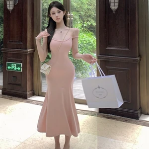 Fashion Women's Slim-Fit Halter Fishtail Dress New Trends Casual Party Wrap with Hip Fashion for Parties