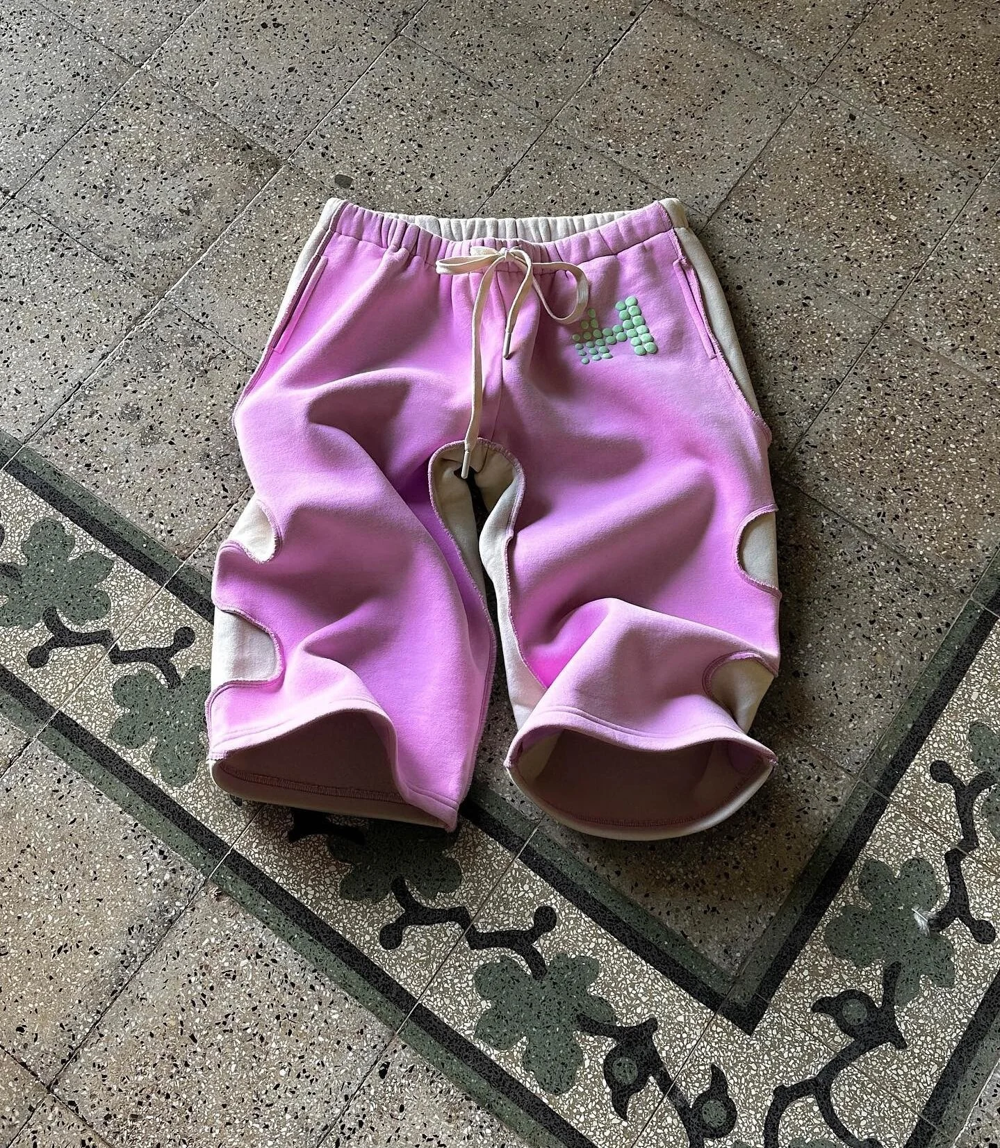 Custom High Quality Breathable Spring Sweat Suits Streetwear Tracksuit Sets Patchwork 3D Puff Printing Hoodies Shorts Set Men gallery 3