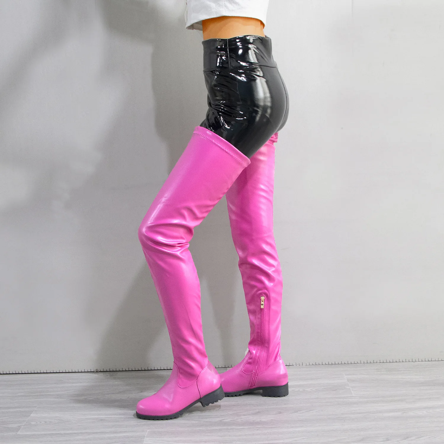 Amazon.com: Stretch - Botas altas de ante sintético para mujer sobre la  rodilla, tacón plano, sexy, de moda, para otoño, invierno y talla grande,  color negro y gris : Ropa, Zapatos y