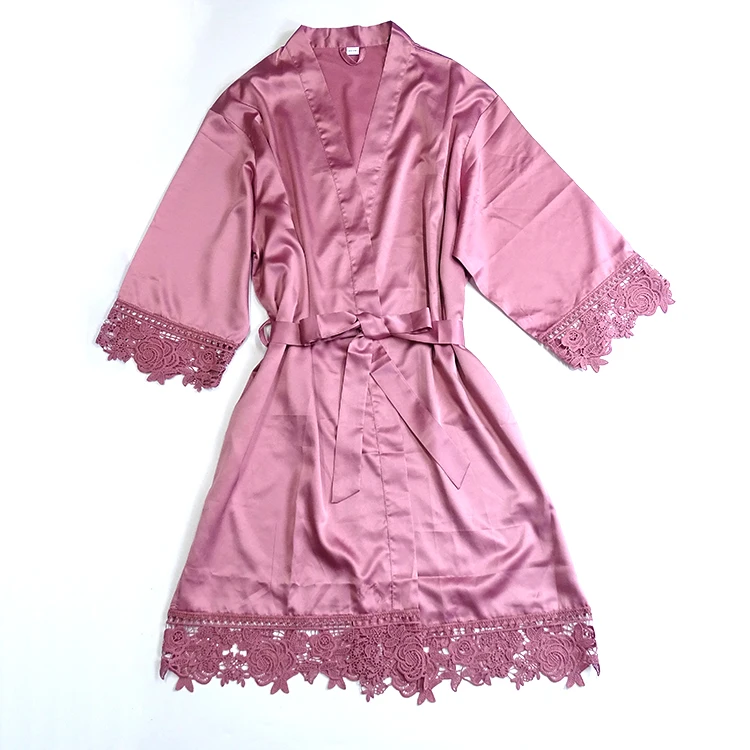 Kimono De Seda Satinada Con Encaje De Flores Para Novia Y Dama De Honor, Estampado Personalizado,Gran Oferta - Buy Novia Bata De Satén De Novia  Trajes Traje De Encaje Product on Alibaba.com