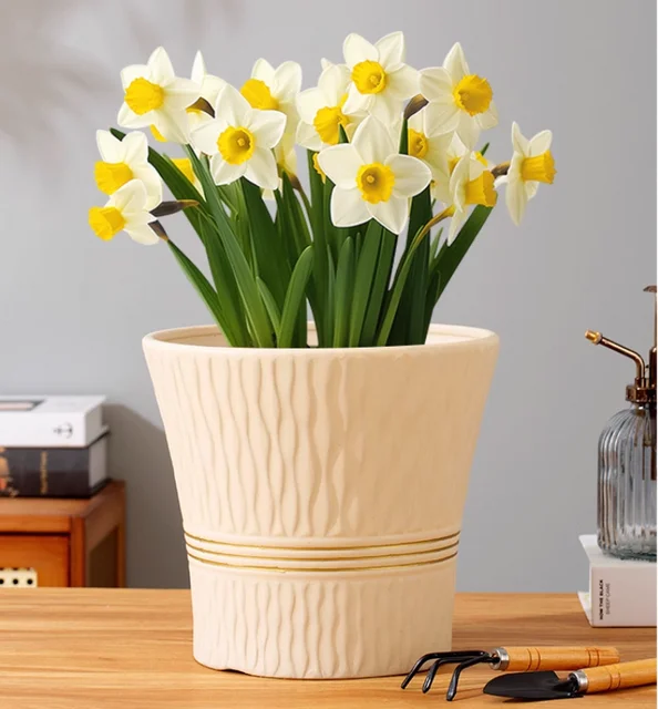 Wholesale Large Glazed Ceramic Flowerpot Factory Direct Indoor Planter Pots with Cute Design for Watering Big Ceramic Flowerpot