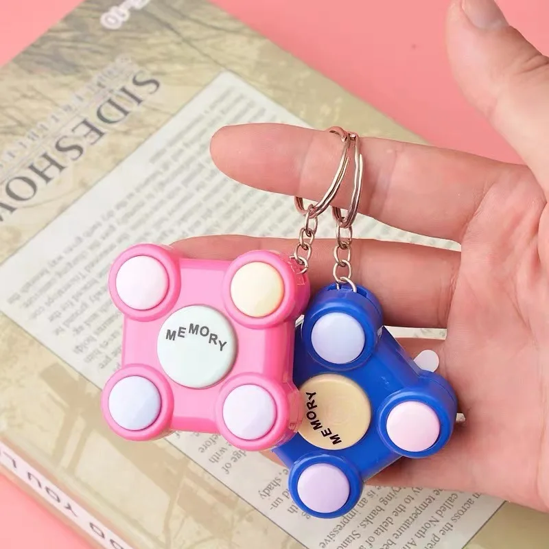 Квадратная игровая консоль с памятью тренировка мозга координация рук и глаз металлические брелоки детские