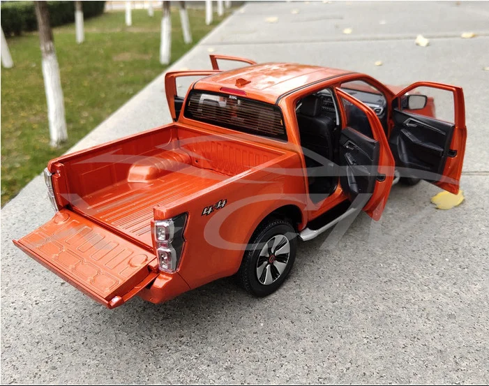 2021 Isuzu D-Max 1:18 SUV Simulation Alloy Car Model Toy