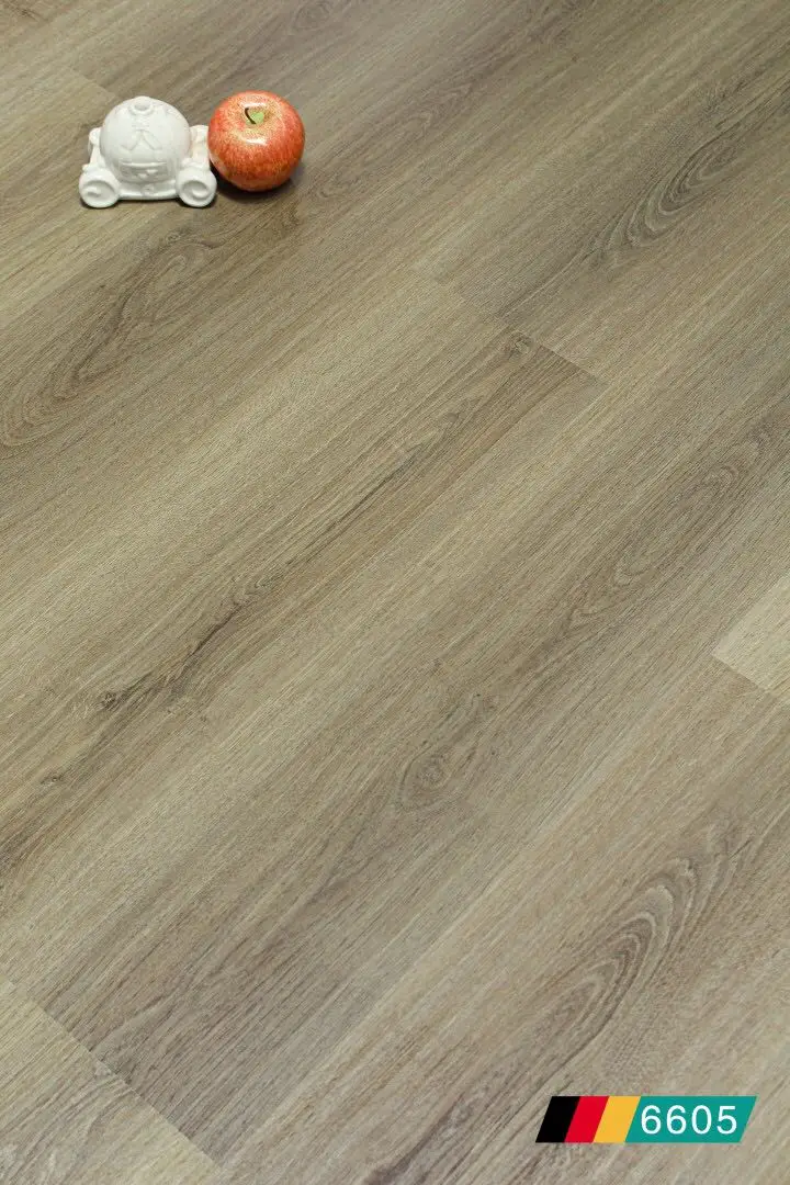 Wholesale Cheap Price Indoor Waterproof Laminated Oak Engineered Wood Flooring For Living Room