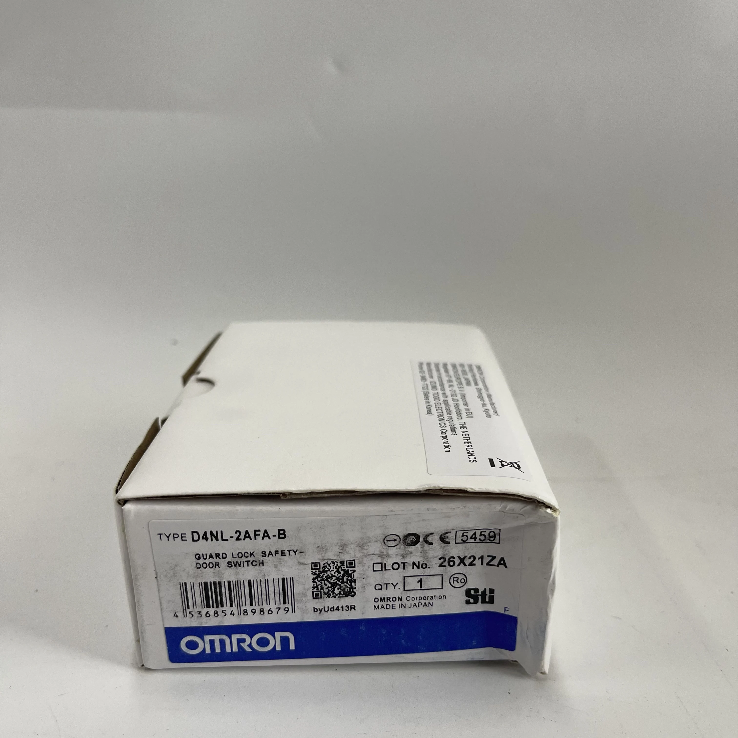 Omron Safety Door Switch D4NL-2AFA-B Omron Safety Door Switch D4NL-2AFA-B