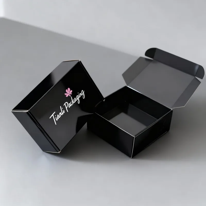 Black Personalize Recyclable Shipping Corrugated Paper Packaging Box Clothing Accessory Pants Skirts Socks Underwear Paper Box