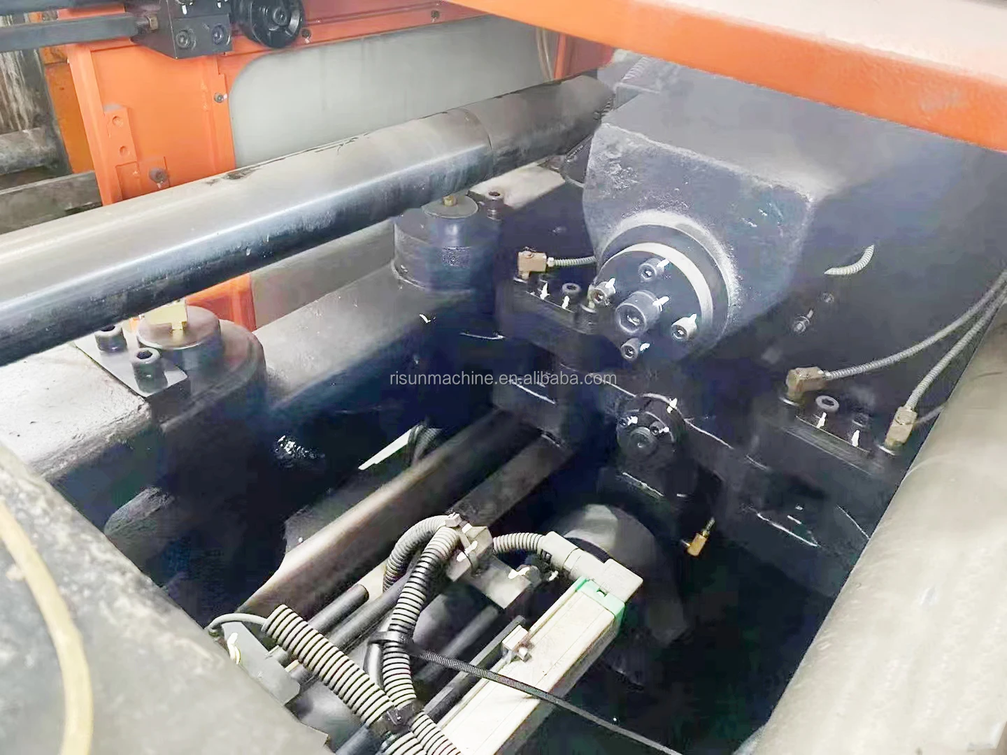 120 тонн Тайвань CHENHSONG гидравлический зажим бывшая в употреблении машина для литья под давлением пластиковая