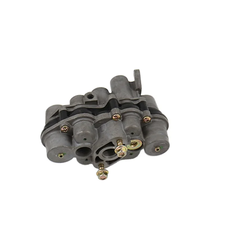 612600081335-Oil-Water-