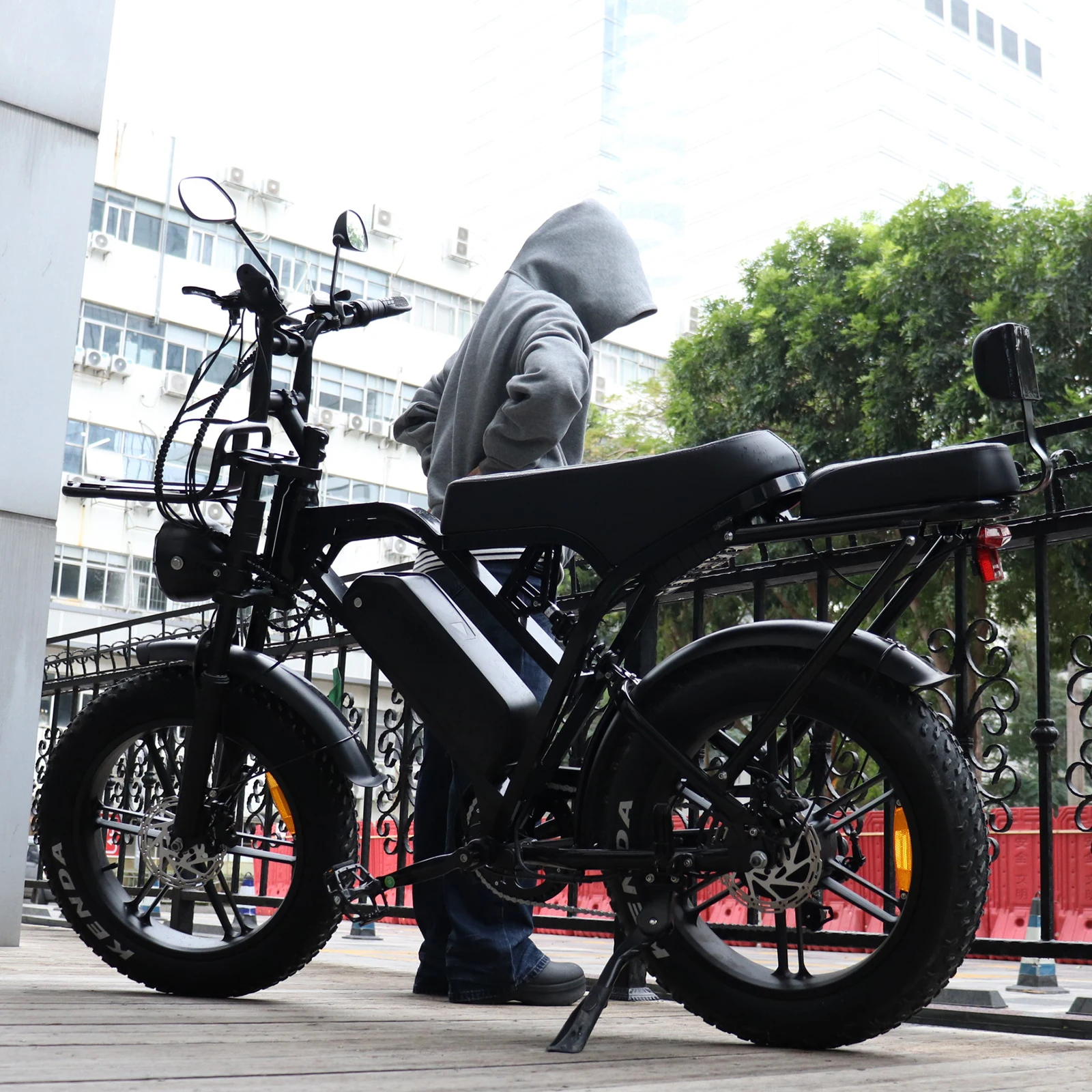 V20 Ebike - 48V 1000W Motor, 17.5ah Battery, 20inch Fat Bike
