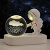 Astronaute-Nuage de pluie (Lumière naturelle)