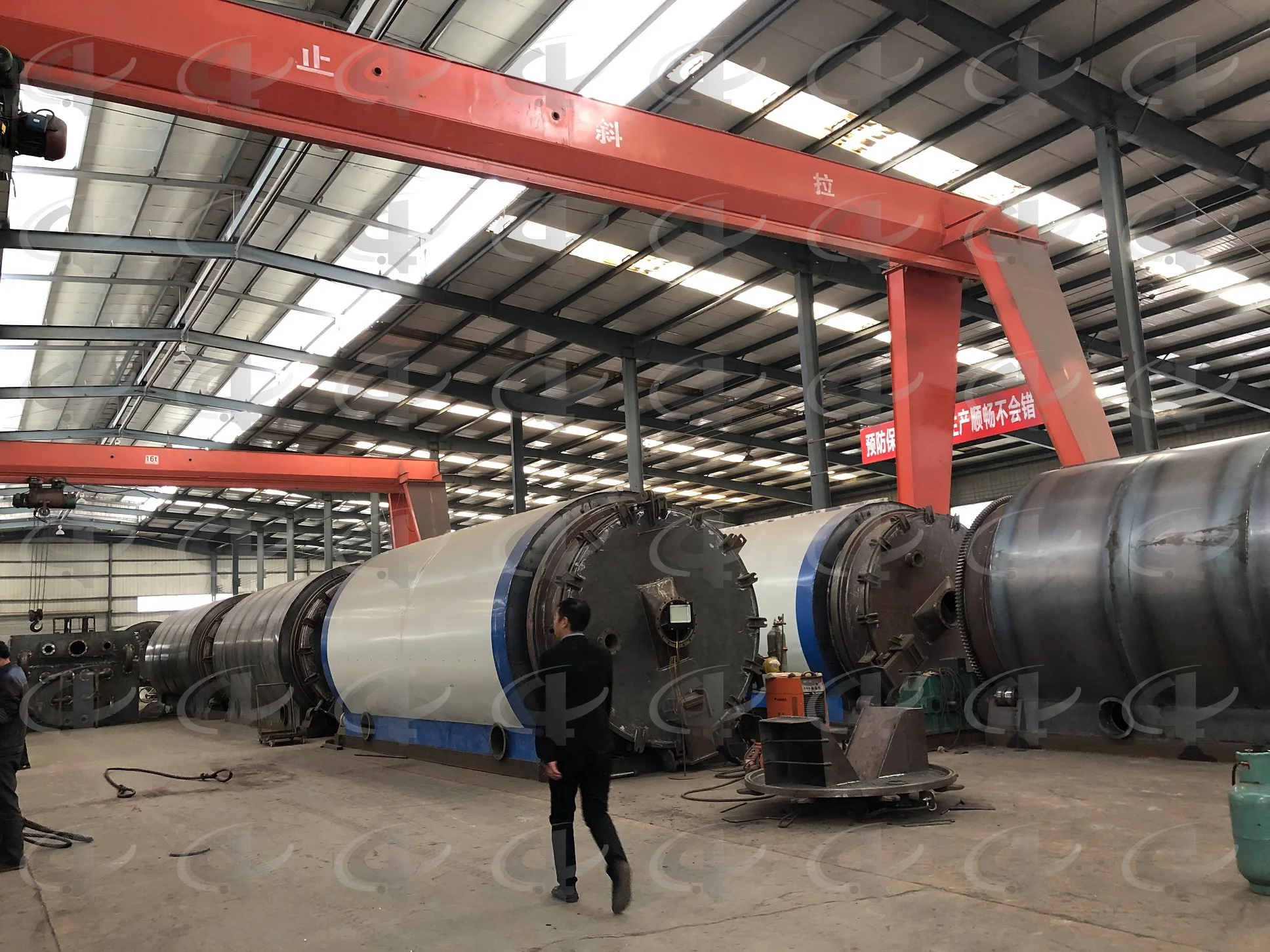 Used Rubber Tires Processing Pyrolysis Machine Plastic Recycle Machine