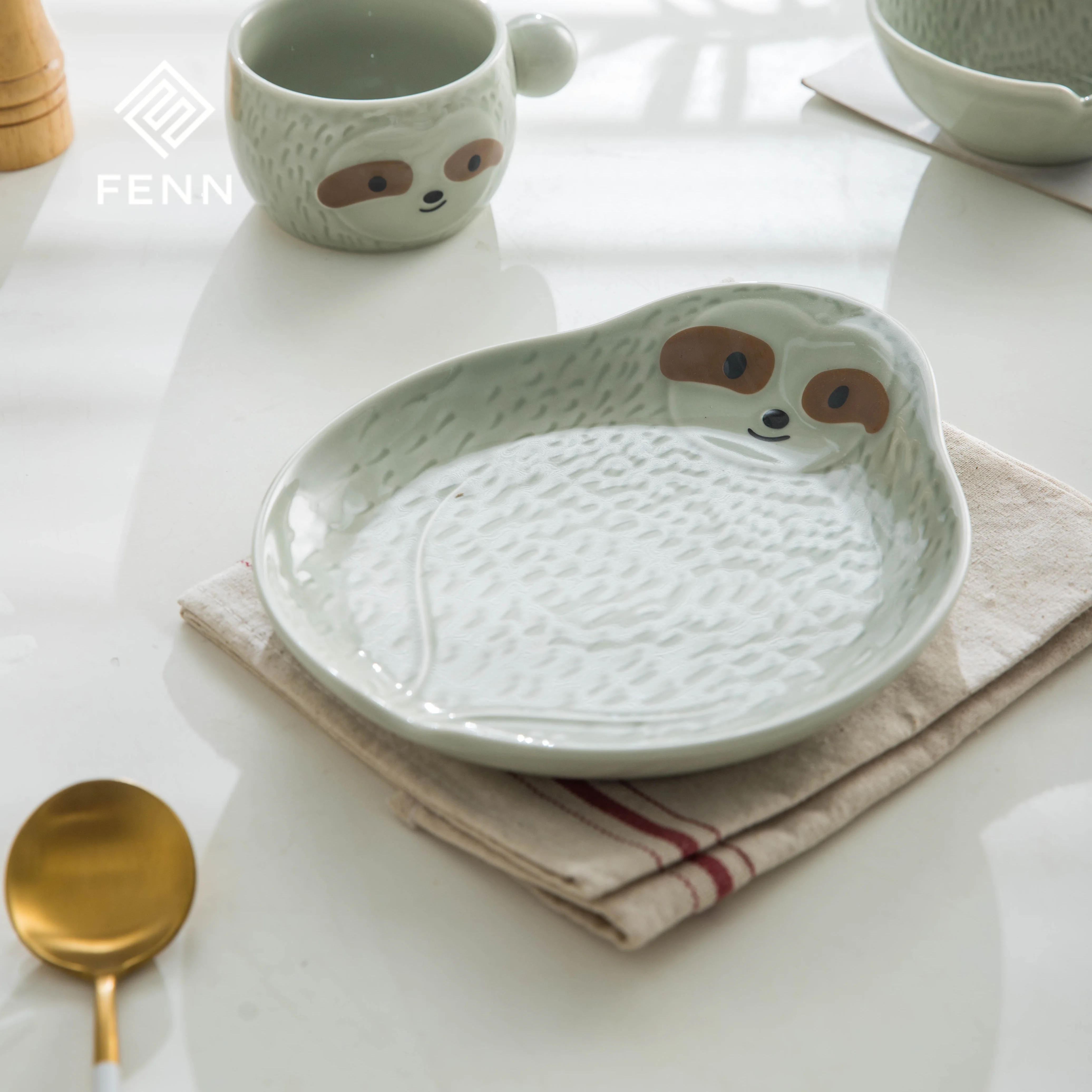 FENN Cartoon Ceramic Cute Dinnerware Animal Sloth Plate Breakfast Salad Fruit Bowl Creative Restaurant Aesthetic Dinner Plate