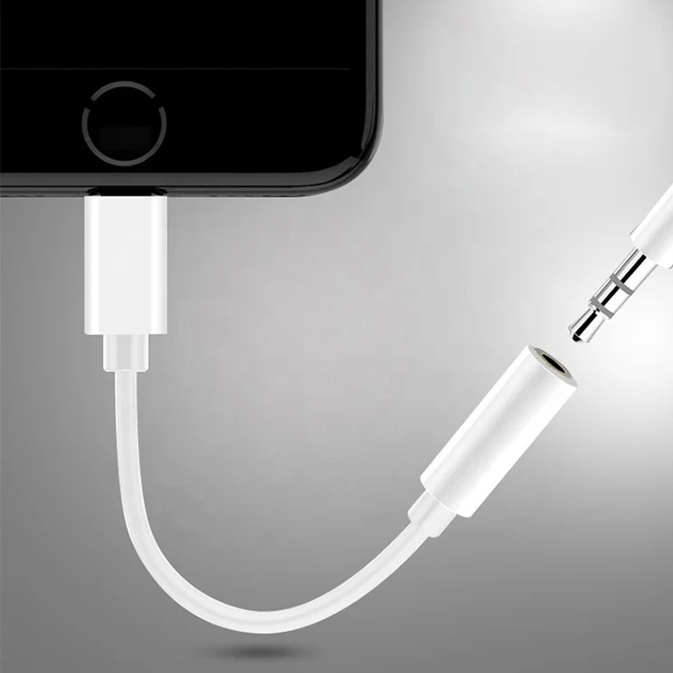 Адаптер AUX для наушников с разъемом Lightning на Шнур 3,5 мм для iPhone 7 8 Xr 11