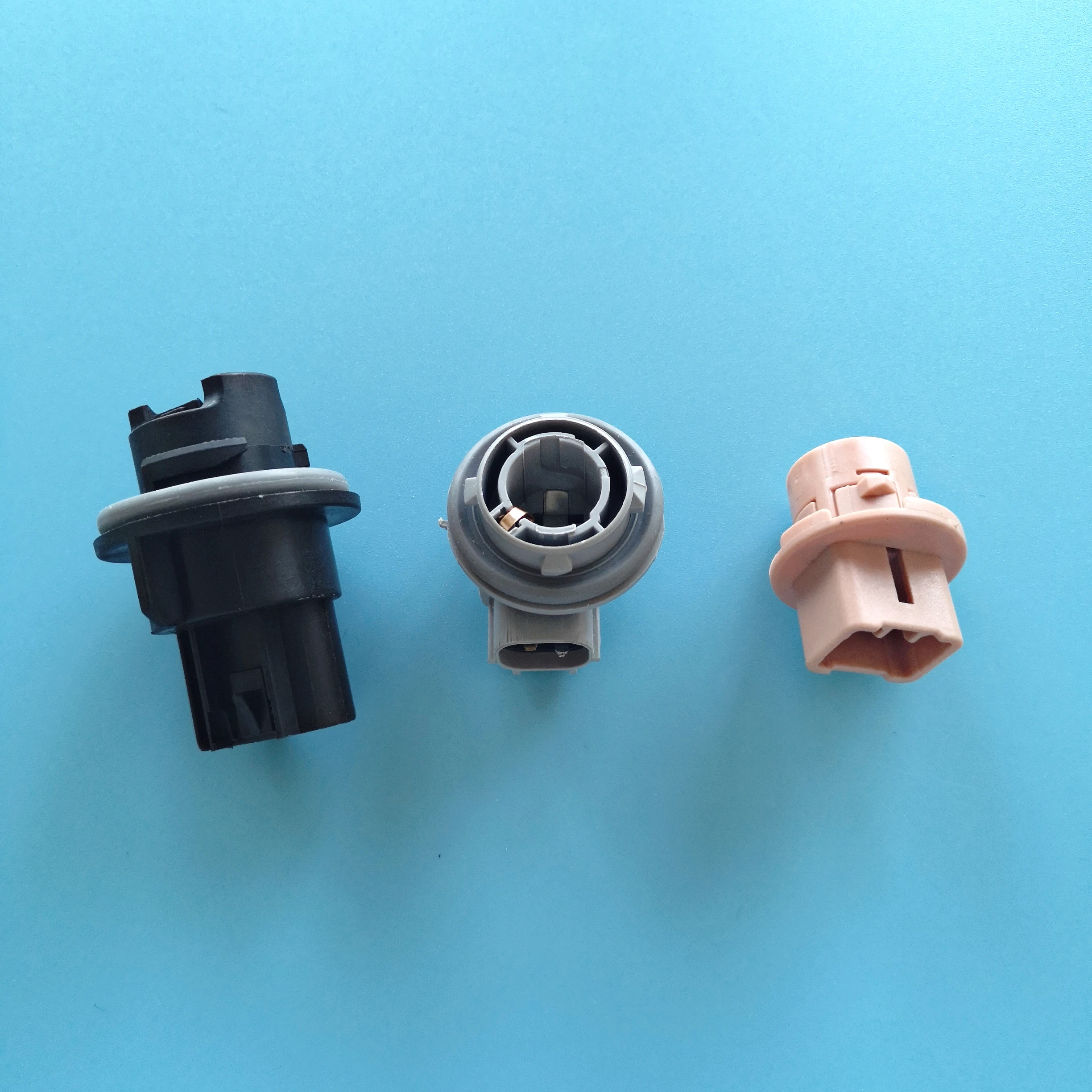 Custom Auto Connector Wire Harness Tail Light Headlight Foglight Socket Wiring Harness for Led Light Bulb H7 9007 9006 9005 H13