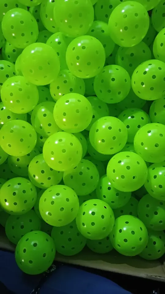 USAPA Certified for MOZKUIB 40-Hole Rotational Ball Custom OEM Neon Green Outdoor Professional Pickleball Made Durable PE