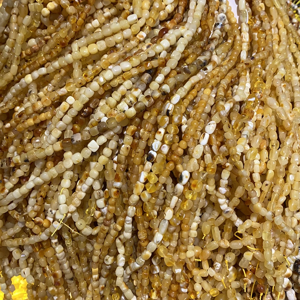 Cheap Necklace Made of Natural Raw Baltic Amber Stone for Amber Jewelry