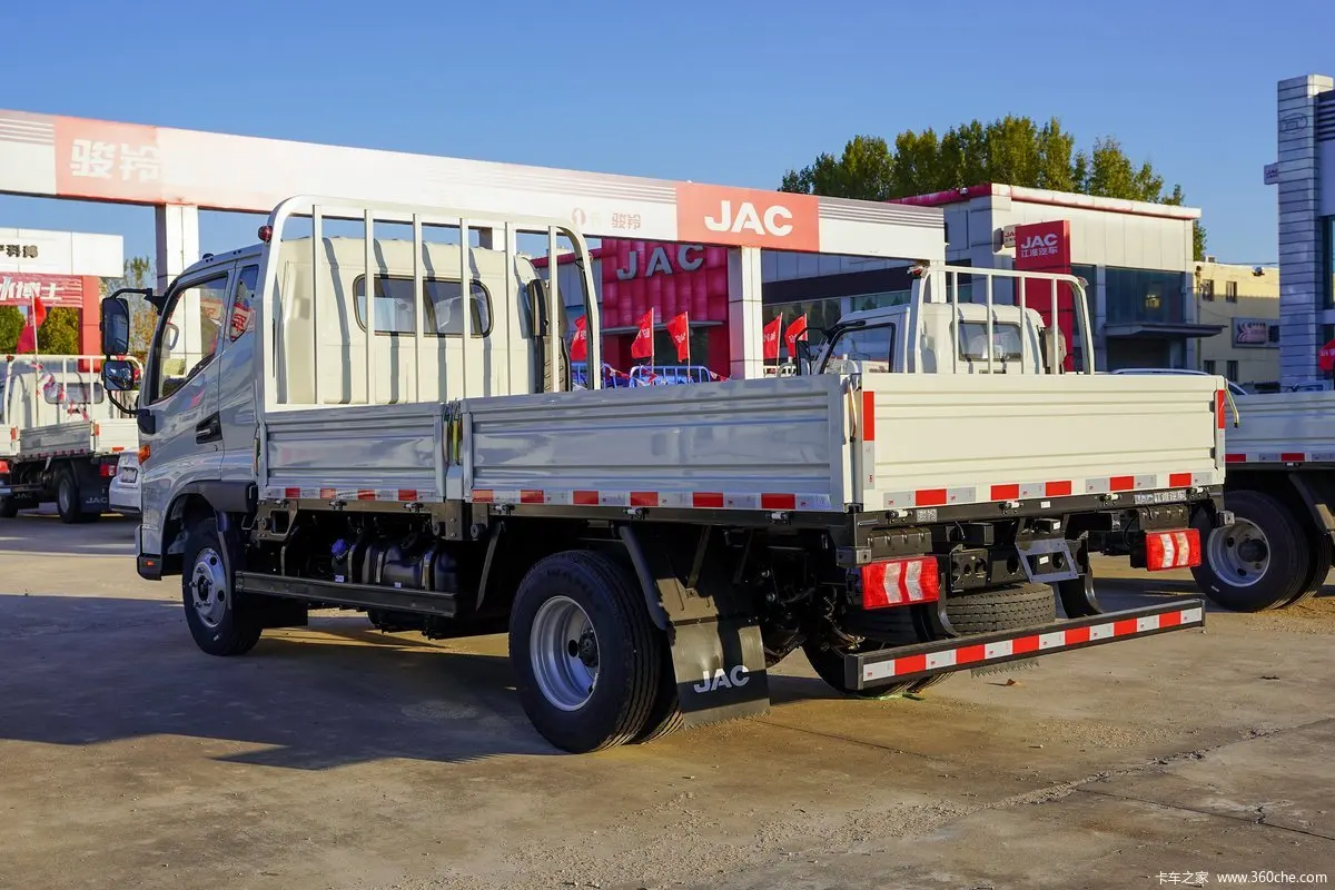 Factory Direct Cheap Price New Diesel China jac 4x2 Light Cargo Truck details