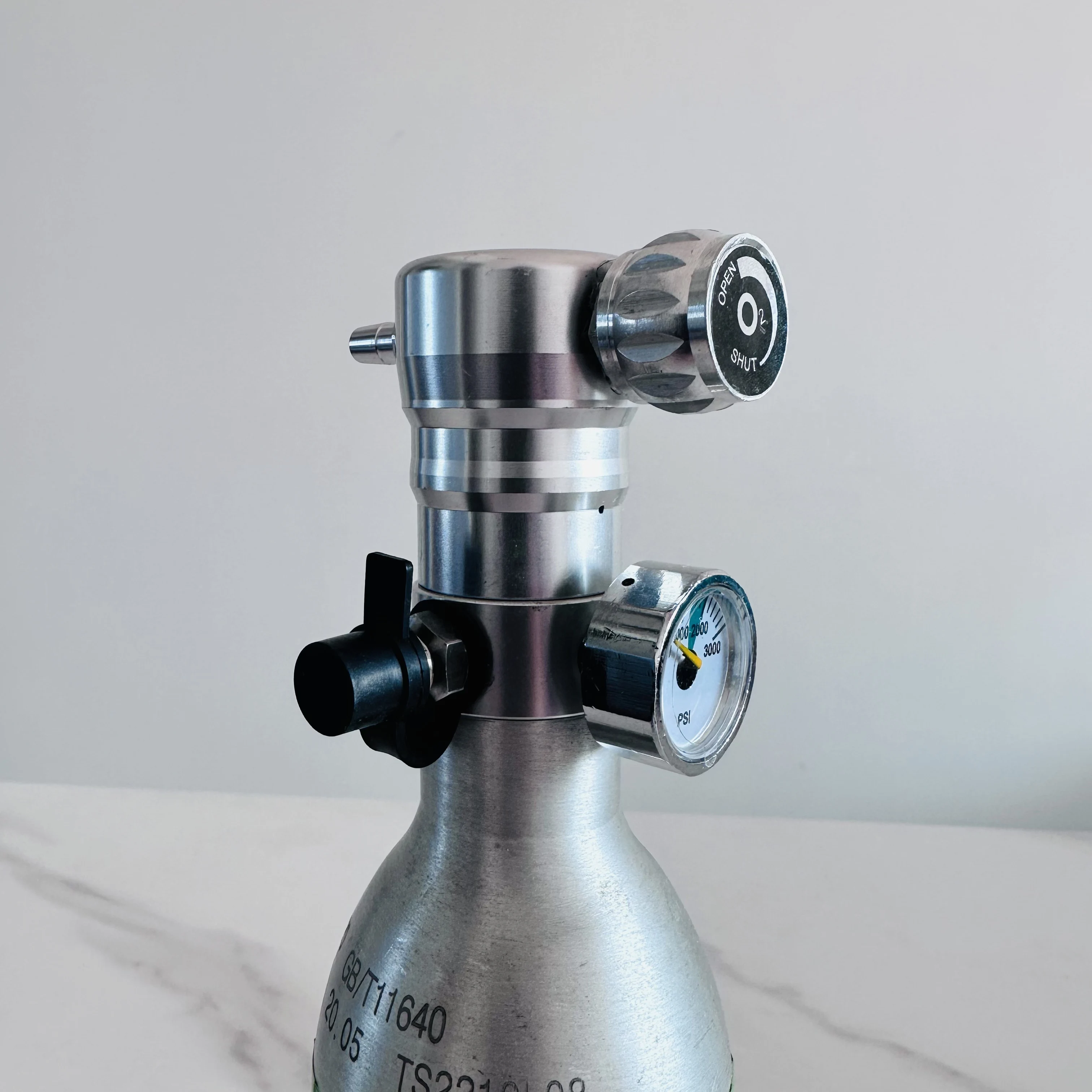 AJDGL Réservoir d'air comprimé Paintball 0.38L - Réservoir HPA en Aluminium 4500psi avec régulateur pour Jeu de Paintball PCP