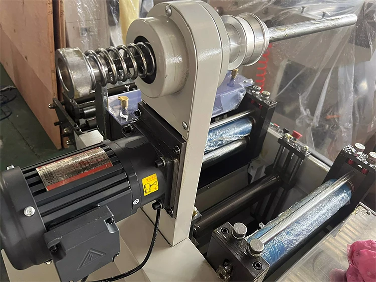 Jingleblue Y-MQ-320 плоской высечки обработки машина для резки бумаги этикетка наклейка с лист паяльная