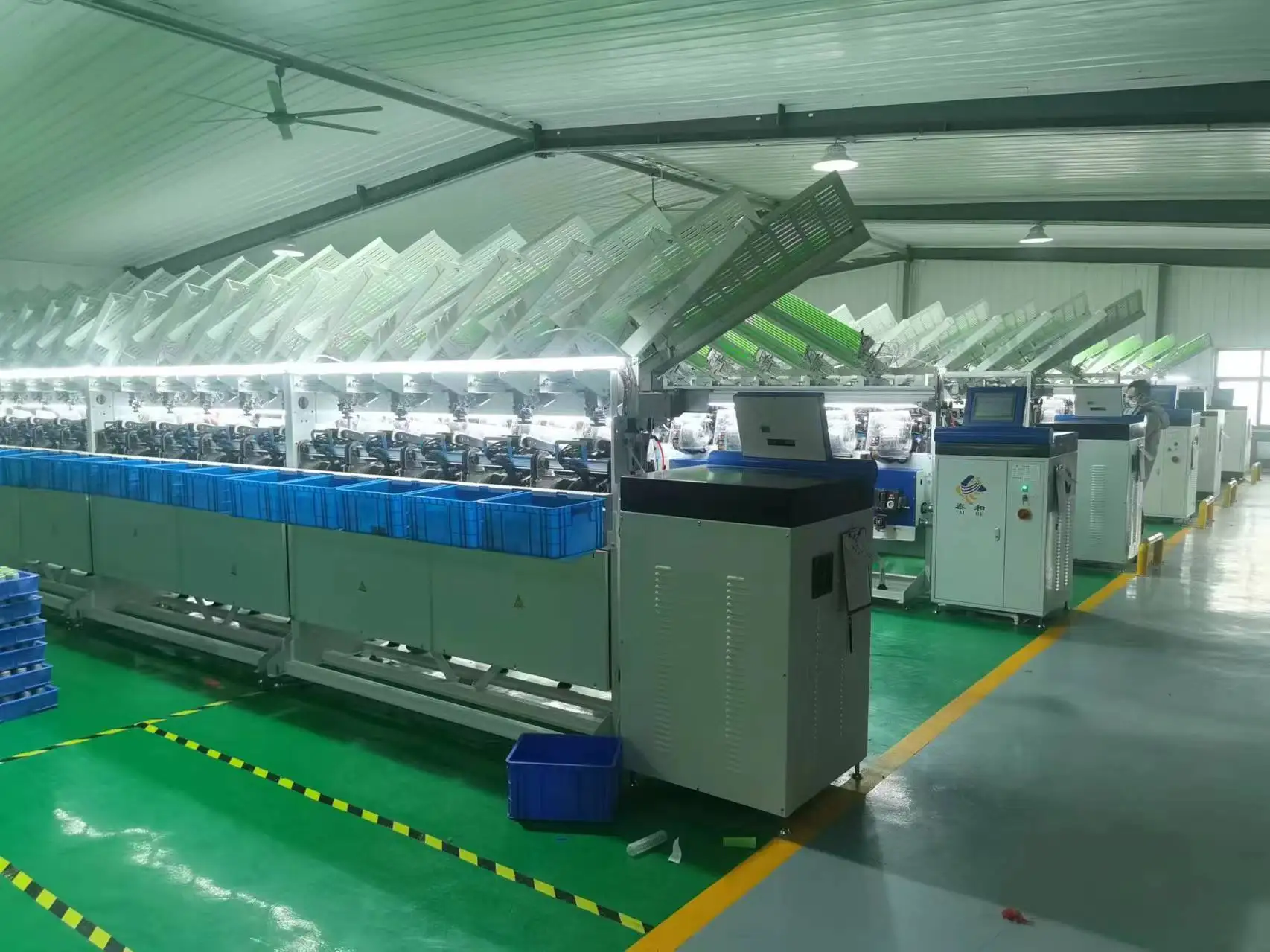 Hebei Dahui Manufacturing Thread Co., Ltd. 2