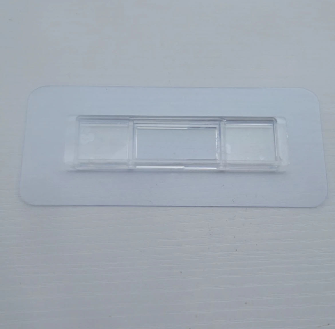 Sample Processing Specializing In The Production Of Custom Strip Buckle Tissue Box Traceless Stick Buckle Patch Size manufacture