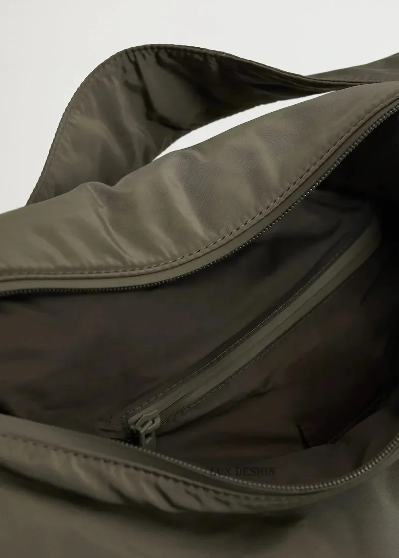 Женская спортивная сумка с