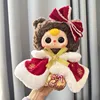 Talla S, nueva reina de las abejas.