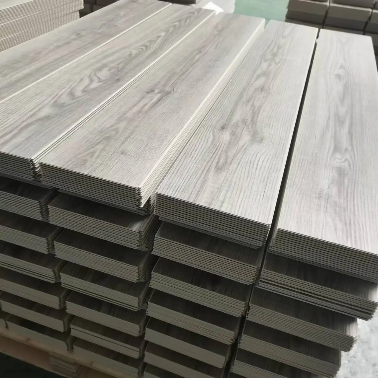 Spc Flooring China Vinyl Tile Flooring Suelo Vinilico OEM VINYL 4mm 5mm 6mm Pvc Tile Low Moq Plastic Flooring Factory Lvt
