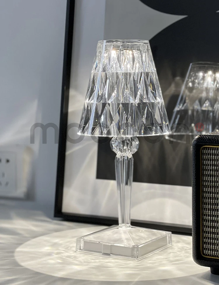 Italian modern simple luxury home decor battery USB acrylic ambient bedside led crystal table lamp