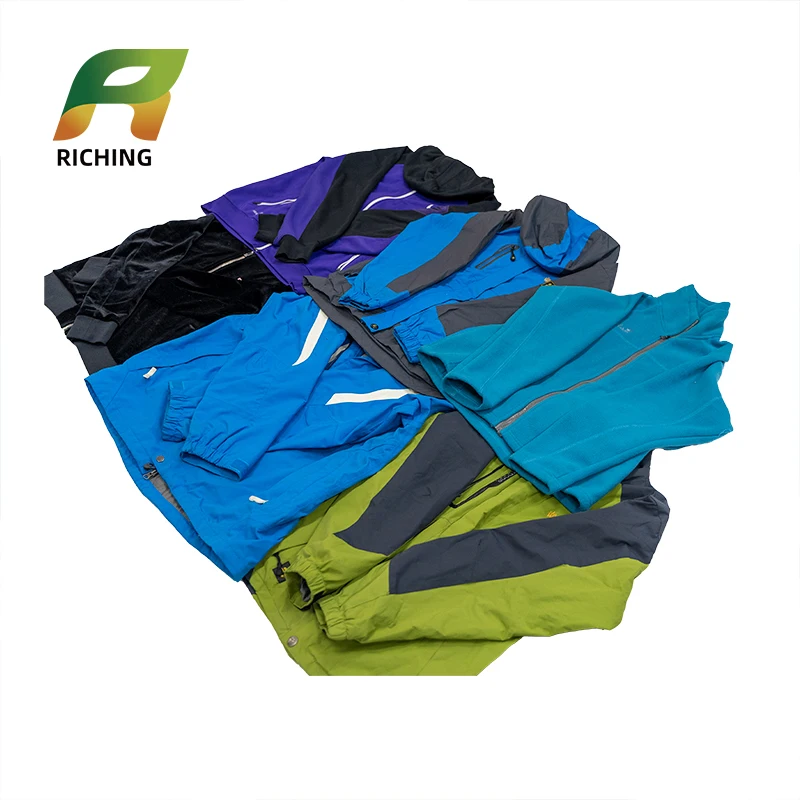 Abbigliamento all'ingrosso abbigliamento italiano un grado