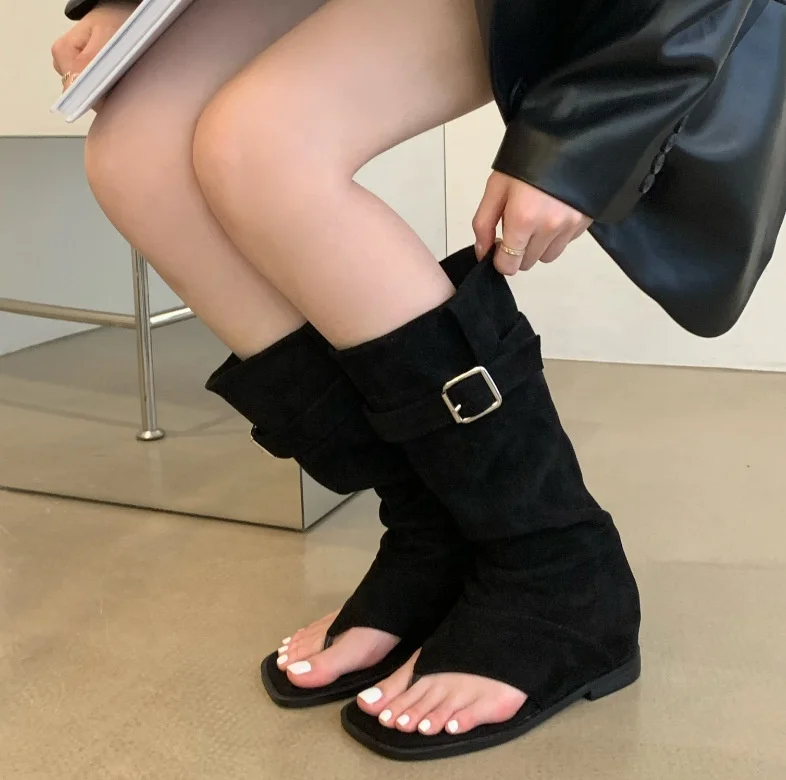 Qianlian Lady Boots - Fashionable & Durable Western Shoes