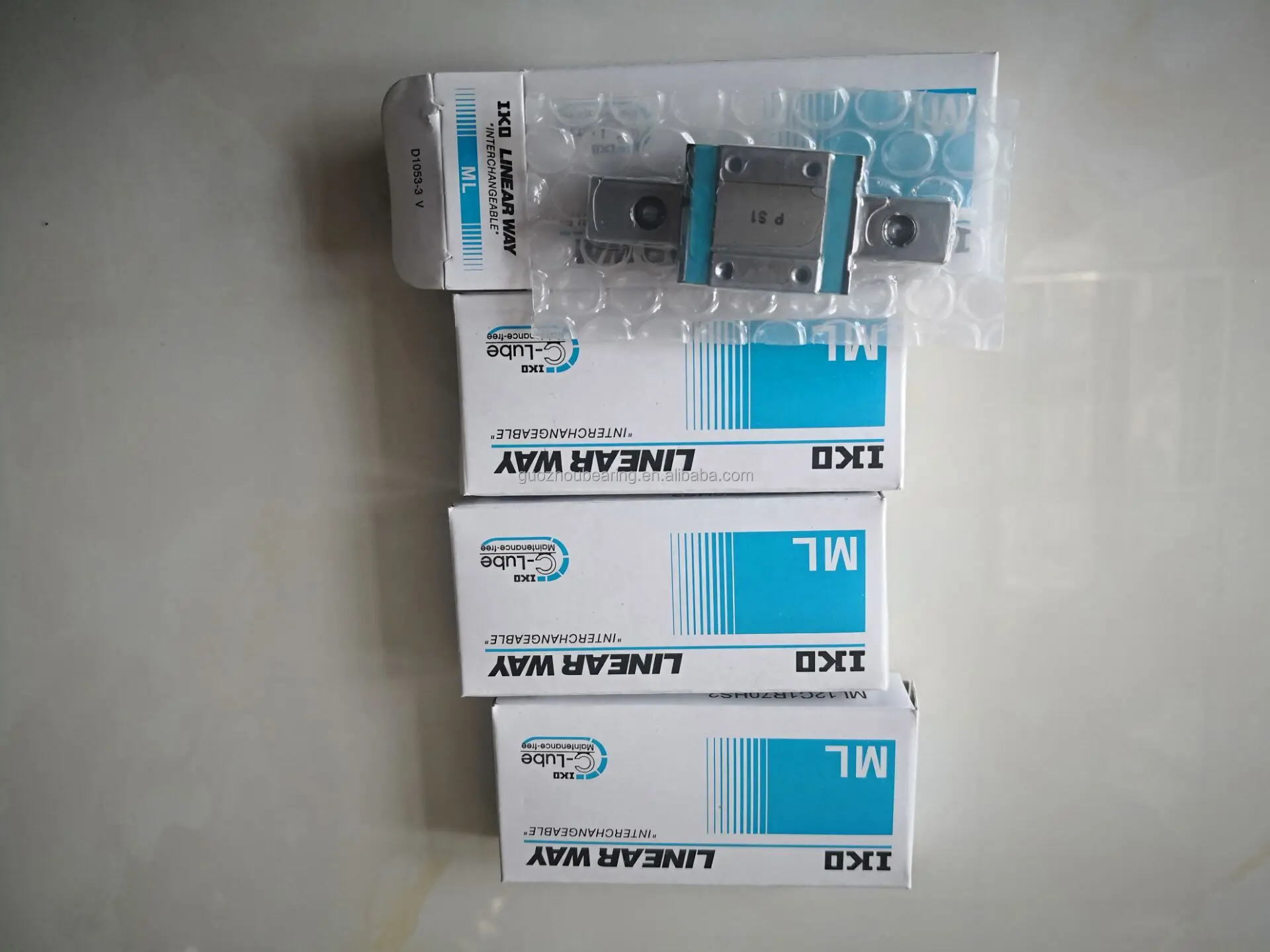 Original IKO Linear GuideWay Linear Guide Bearing ML12 ML12C1HS2 ML12C1R70HS2 Linear Guide Block