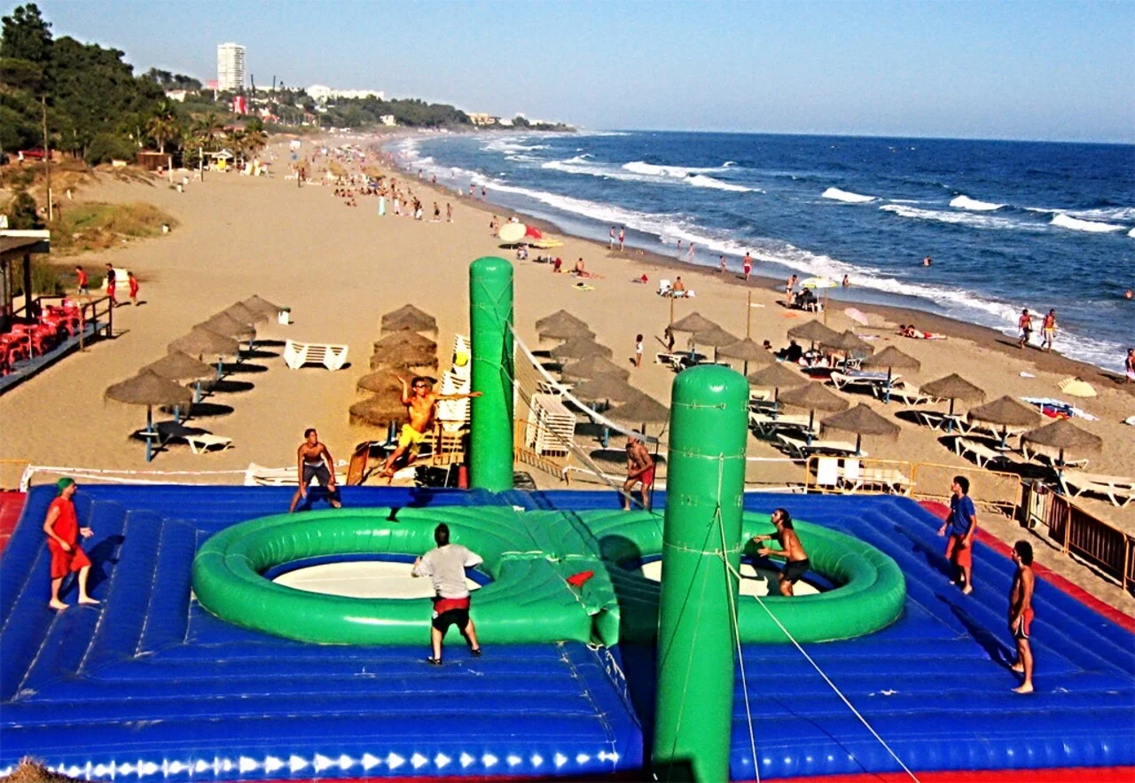PVC Inflatable Bossaball Is Volleyball Played on an Inflatable Court to Latin Music