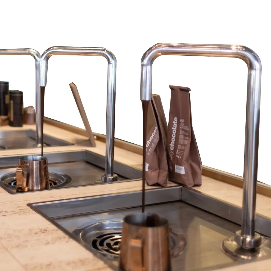 Automatic Chocolate Dispenser Tempering Machine by Kuite