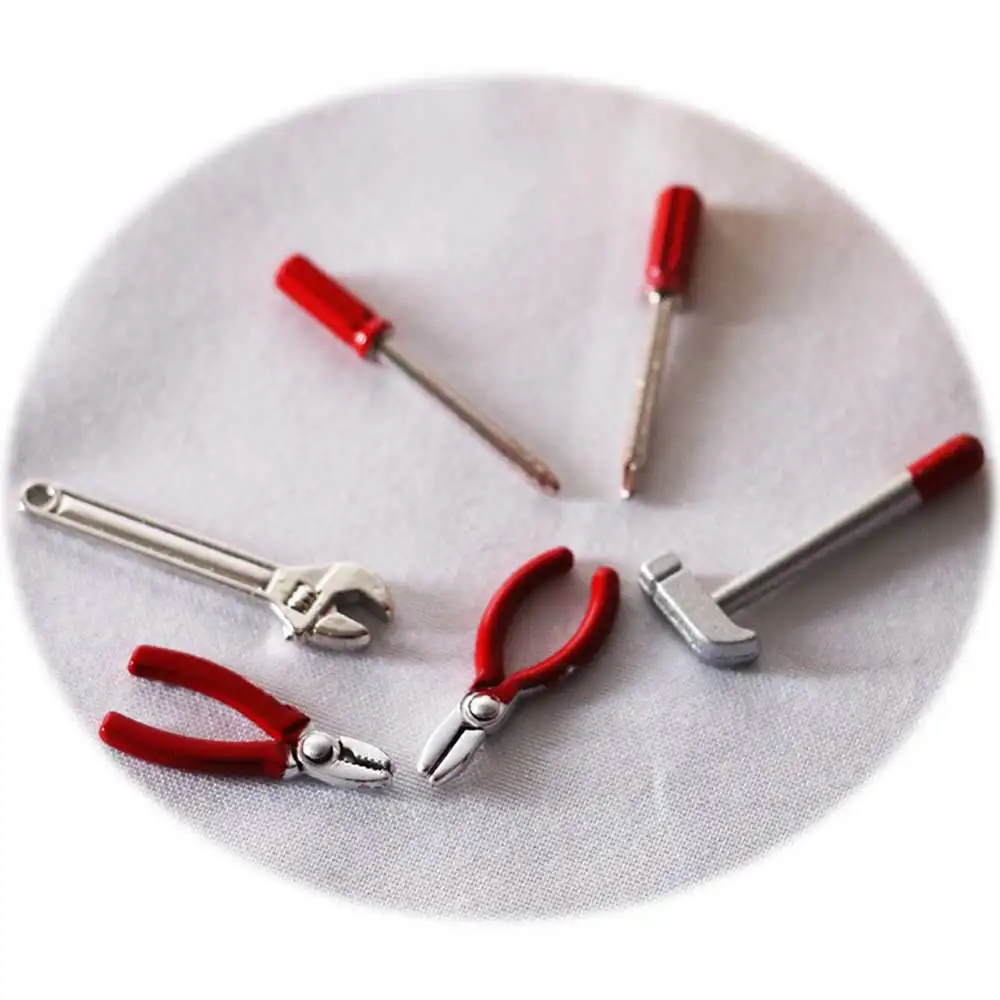 dollhouse miniature - Miniature tools AND tool caddy 