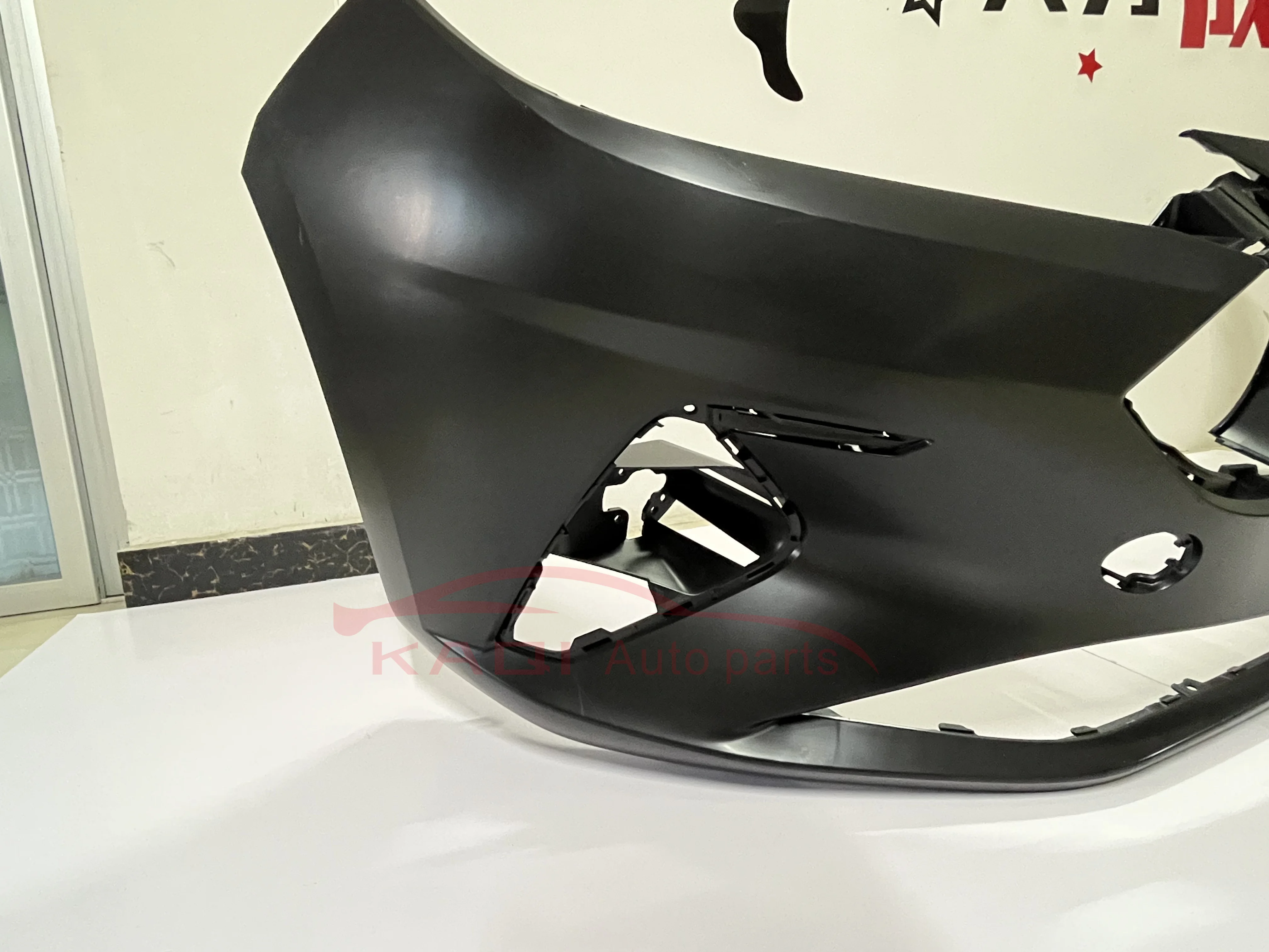 ユサンページ Front Bumper for JAC J7 2803101U7300 - Durable & Stylish
