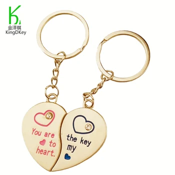 Manufacturer Metal Brass Custom Charm Knuckles Keyring Logo Made Broken Customized Heart Bronze Keychain For Couples