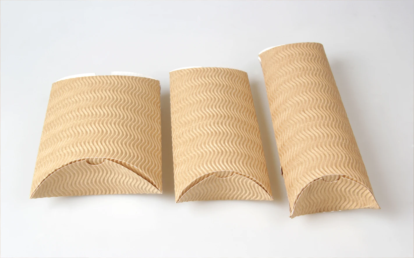 Bulk Wholesale Custom Materials Lightweight Paper Food Container Pillow Box for Fast Food details