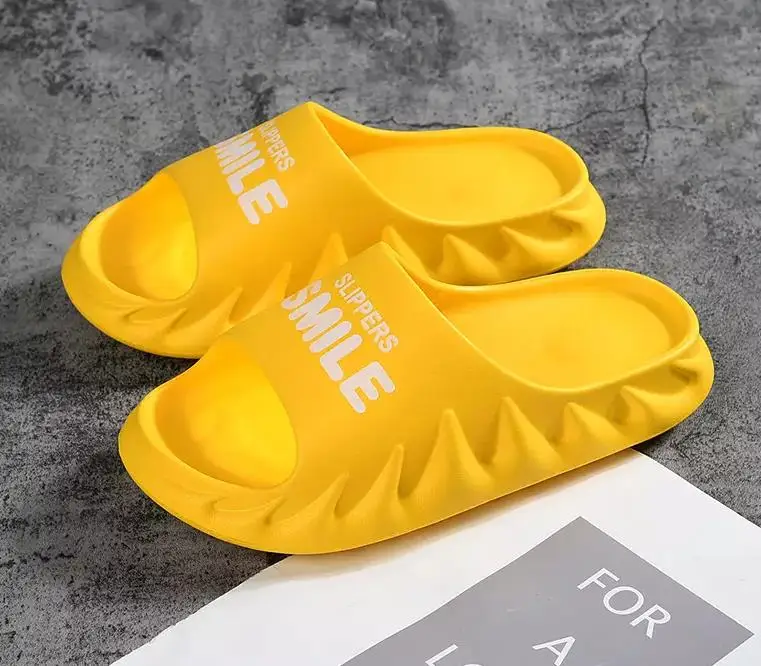 
Сандалии yeezy пляжные взрывобезопасные для мужчин и женщин, шлепанцы для душа, сланцы, плоская подошва, Эва, сланцы, для пар, дом с пламенем, 2021 